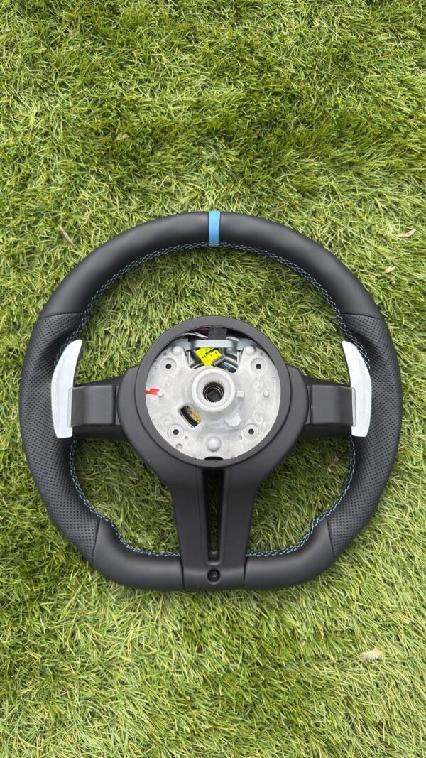 IMG_8573 CUSTOMS STEERING WHEEL