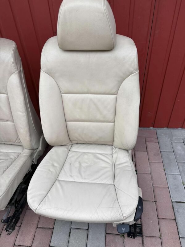 IMG_8924 BMW E60 SEATS
