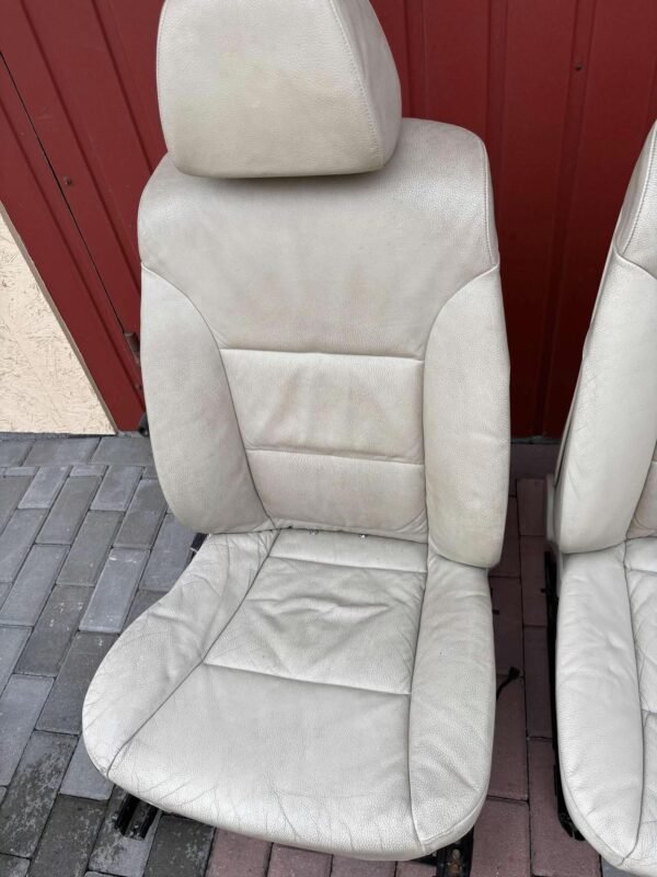 IMG_8925 BMW E60 SEATS